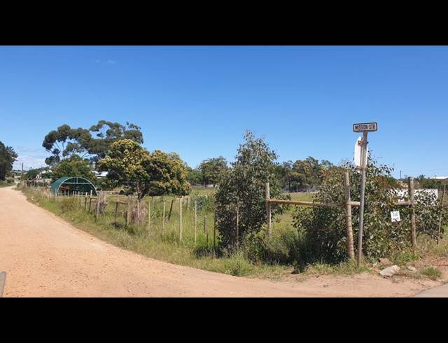 LAND FOR SALE IN ALBERTINIA